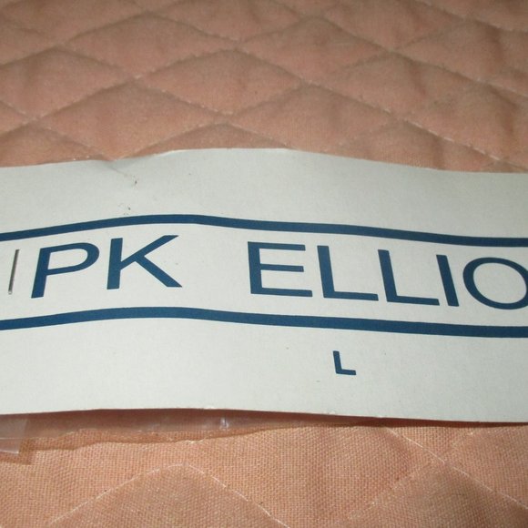 VINTAGE PK ELLIOT Spare button RARE FIND! NEW IN BAG💖SPECIAL DEAL💖 - Picture 3 of 5